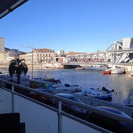 Апартаменты Cosy Terrasse Vue Quai Canal + Parking